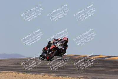 media/Mar-23-2025-CVMA (Sun) [[674f32b282]]/Race 7-Formula LW Twins Shootout/